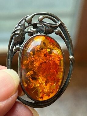 Vintage Baltic Amber Oval Brooch Pin- Rich Honey Amber in  Sterling Silver 925